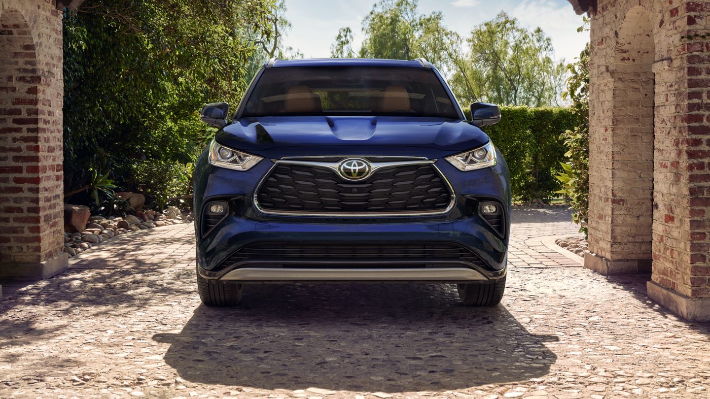 2025 Toyota Highlander Limited AWD interior shown in Graphite leather trim