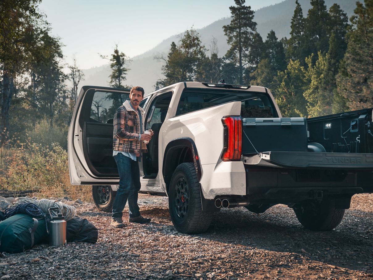 Which Toyota Truck Is Right for You? Compare the Tacoma and Tundra Today!