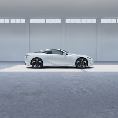 LEXUS　LC500 コンバーチブル 2021年モデル LEXUS LC500コンバーチブル 国産自動車メーカーの