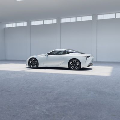 サムライ　レクサスLC500 Lexus LC500: The Last Samurai | Shifting Lanes