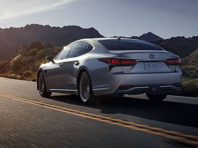 2024 Lexus LS Hybrid – Luxury Sedan | Lexus.com