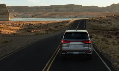 New 2025 Lexus UXh F SPORT HANDLING AWD Sport Utility in
