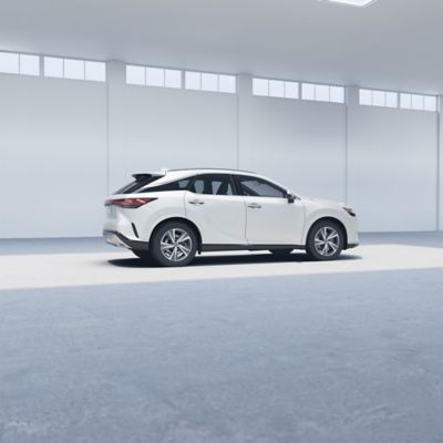 Lexus RX350 ホワイト 2026 Lexus RX—Luxury SUV | Lexus.com
