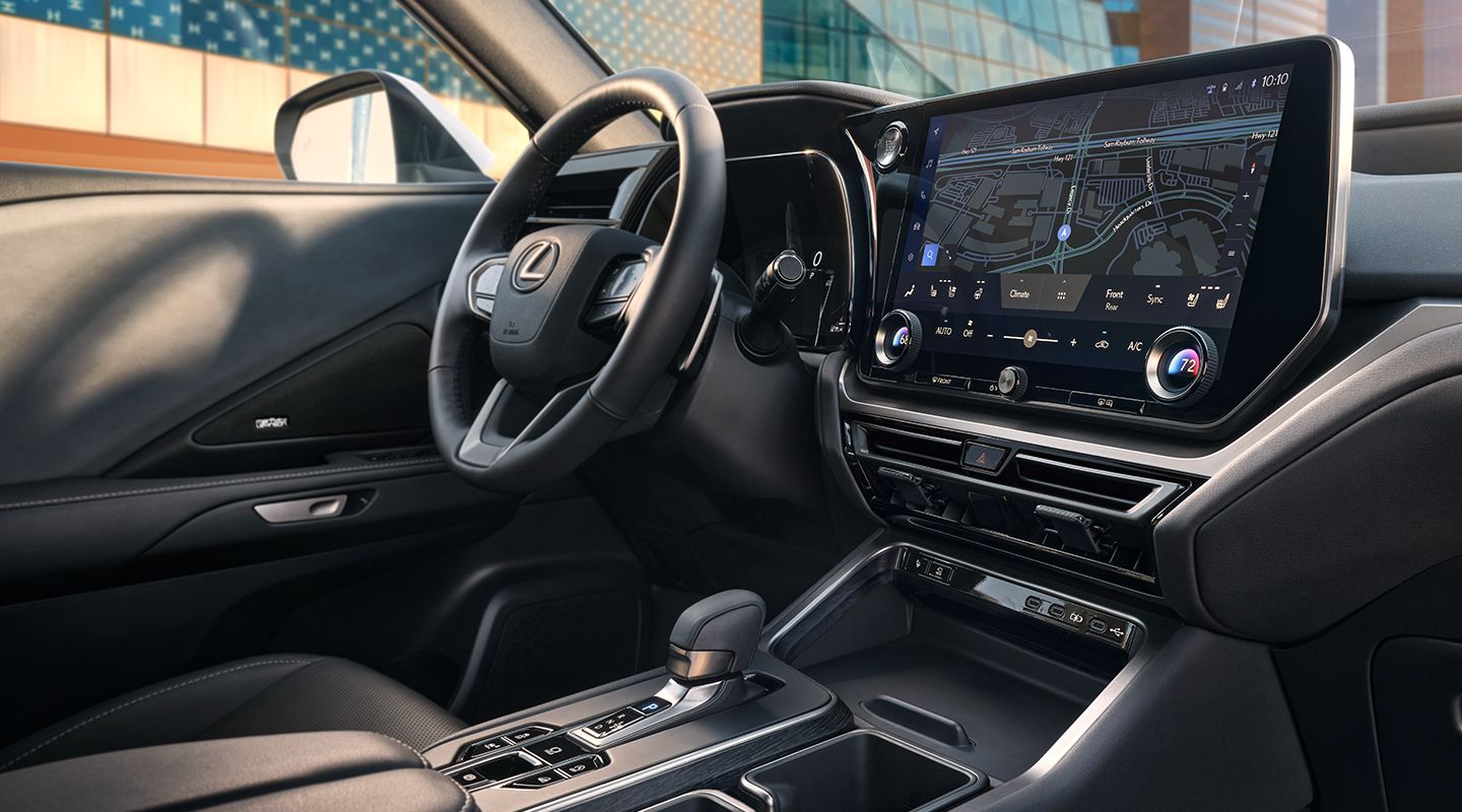 2025 Lexus TX 550h+ — Luxury 3Row SUV