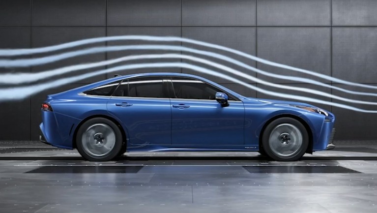 Toyota shop mirai features