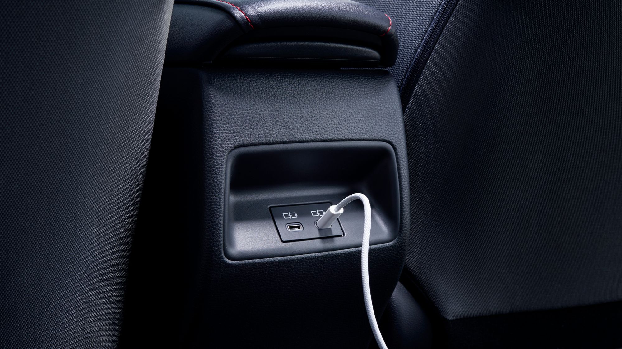 Hybrid SE AWD interior shown in Black premium fabric trim 