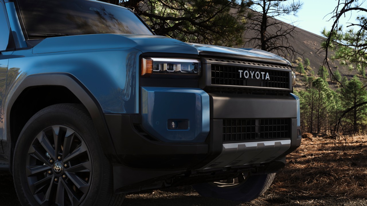 Toyota Land Cruiser 1