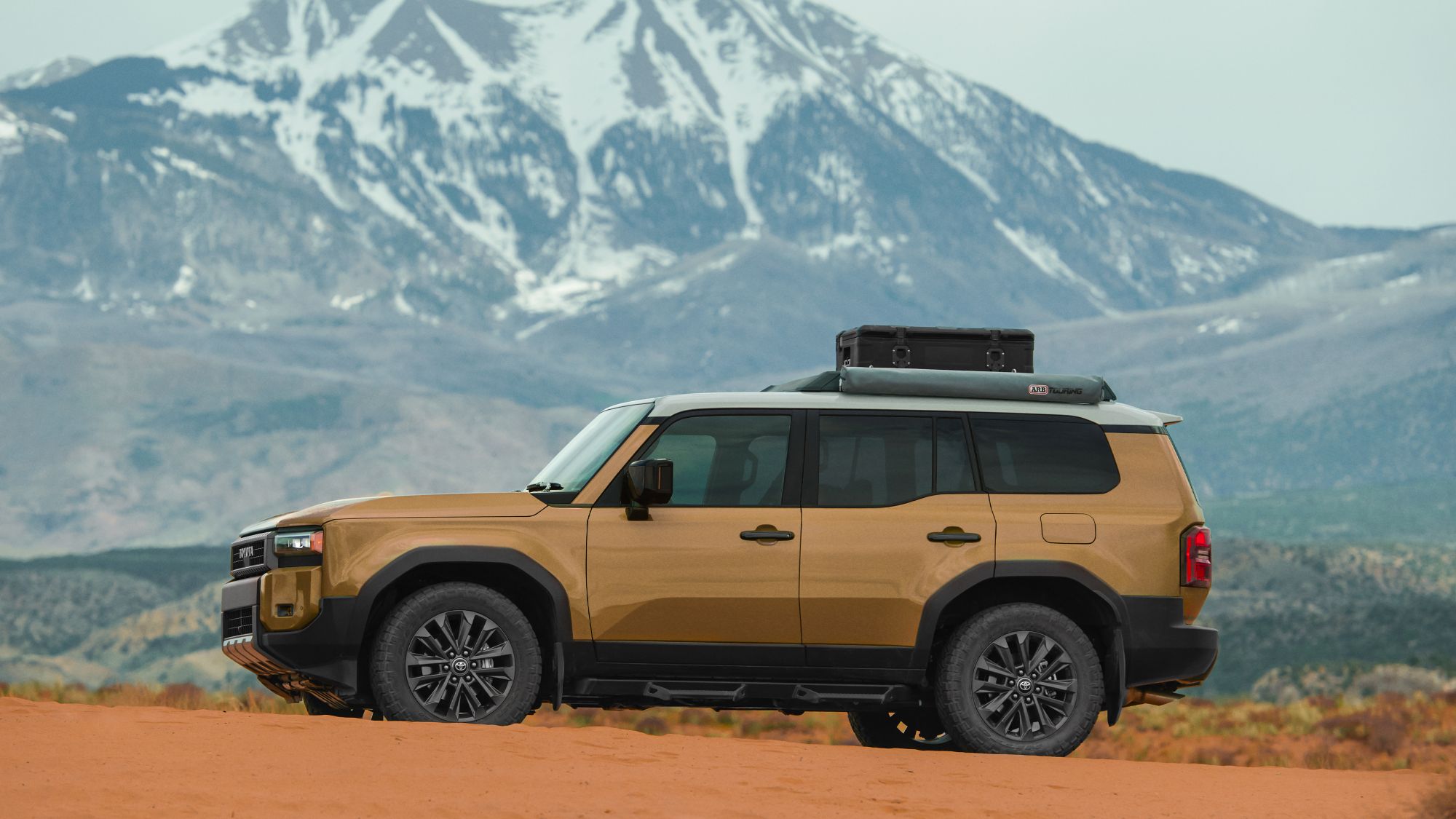 Toyota Land Cruiser in Trail Dust