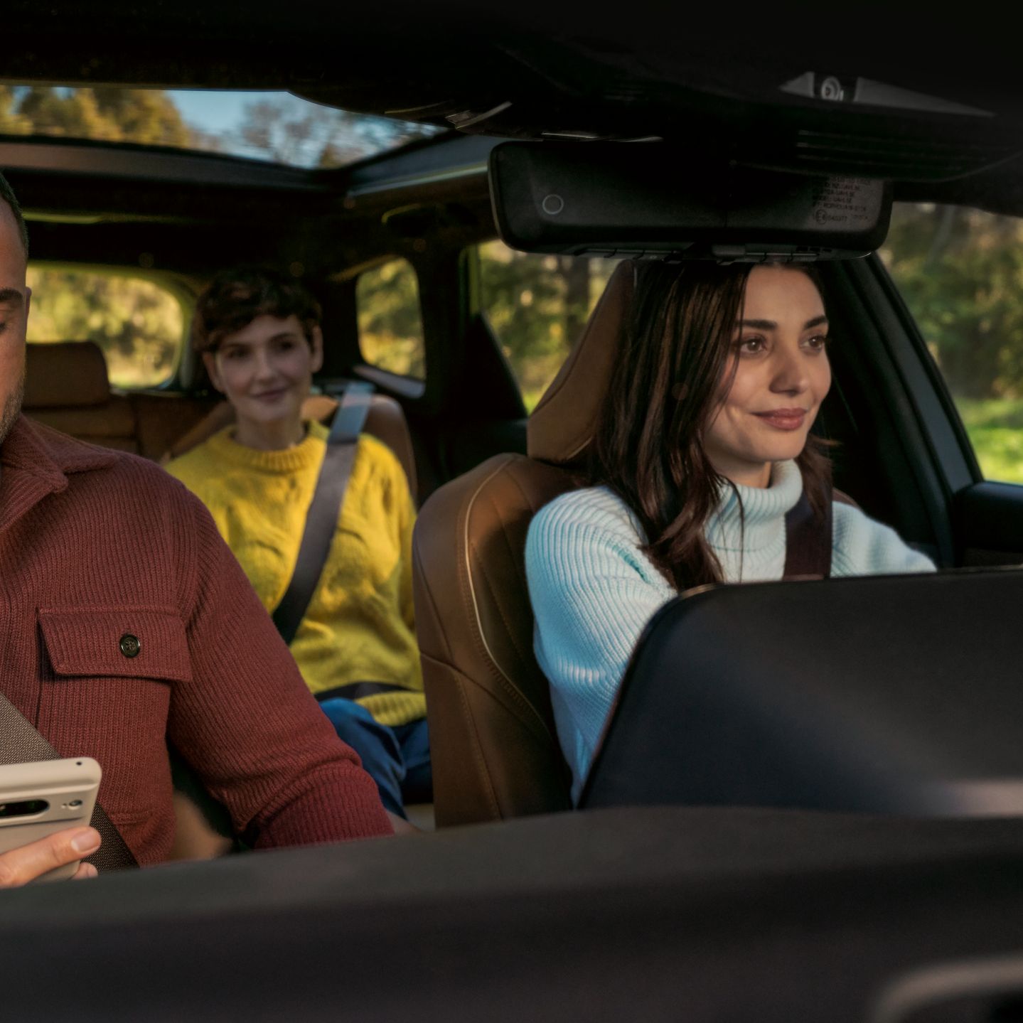 What Kinds of Interior Features does the Tundra Have?