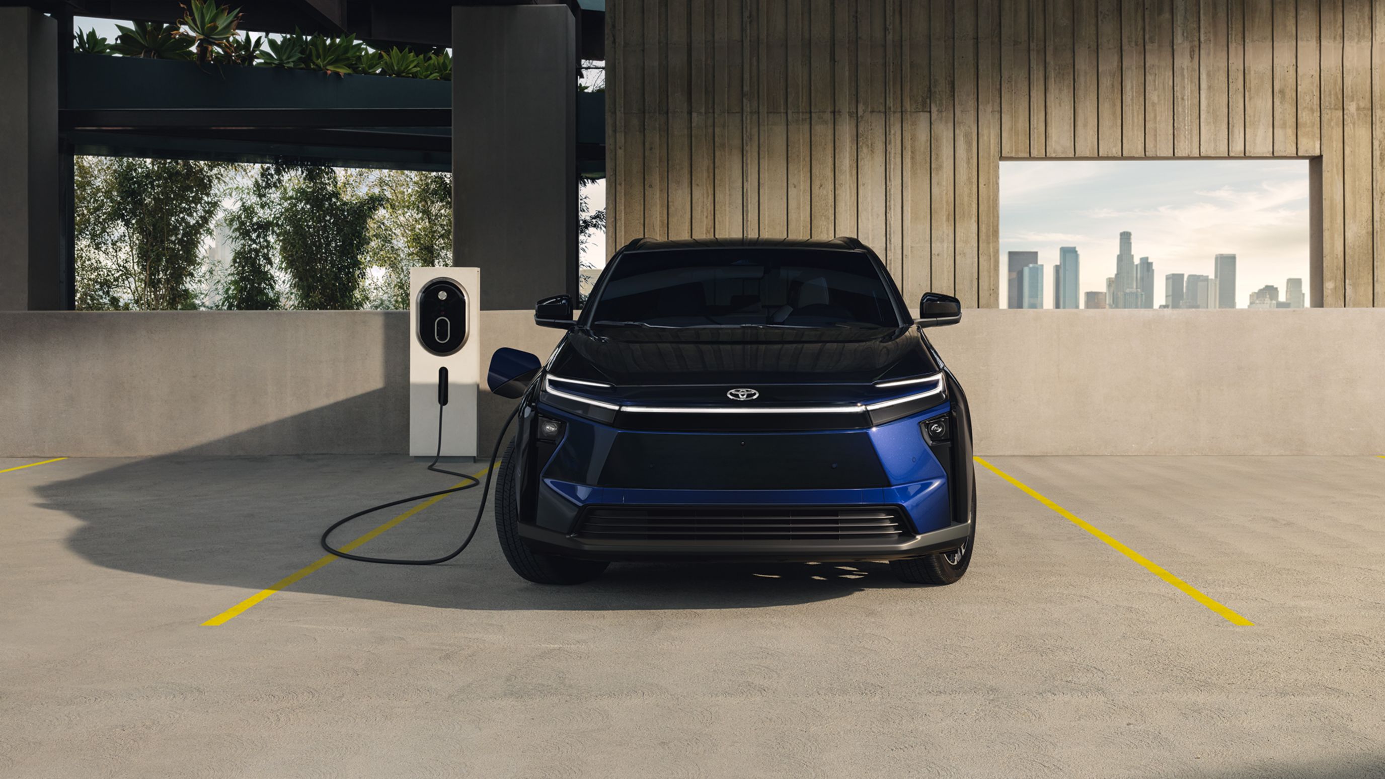 Discover the Toyota bZ4X