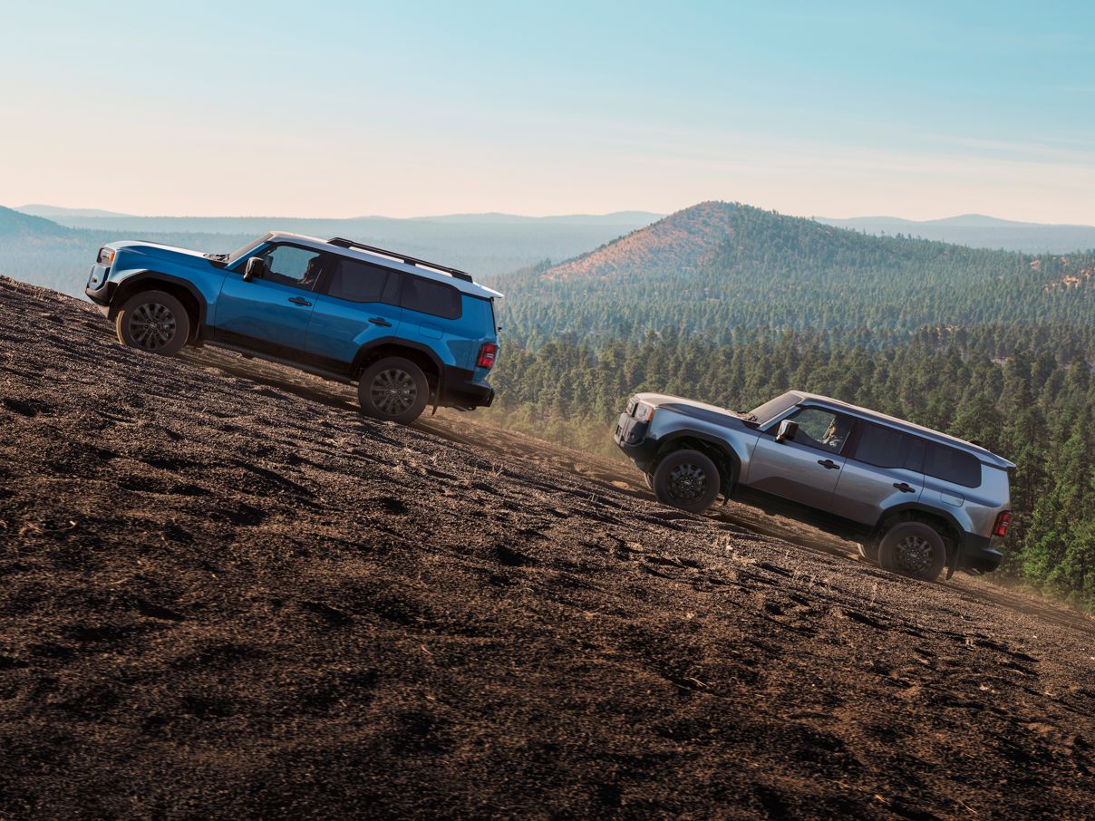 Discover Premium Amenities for Hassle-Free Oil Changes at Franklin Toyota